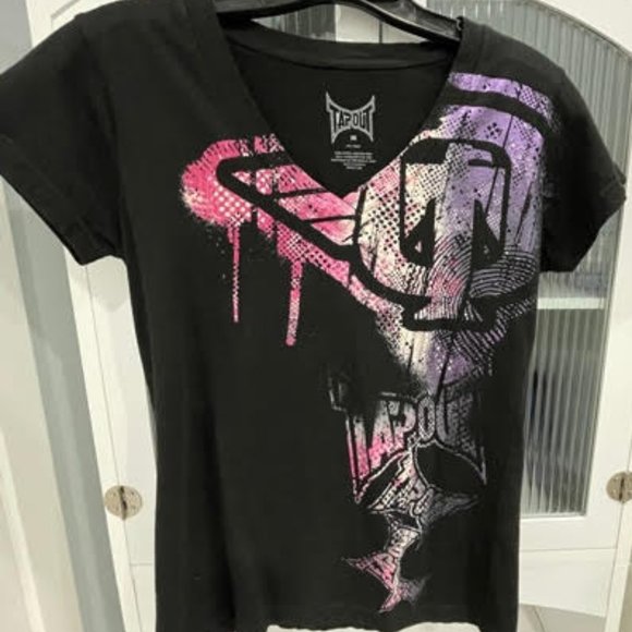 Distressed TAP OUT print VNECK T Shirt - Picture 10 of 14